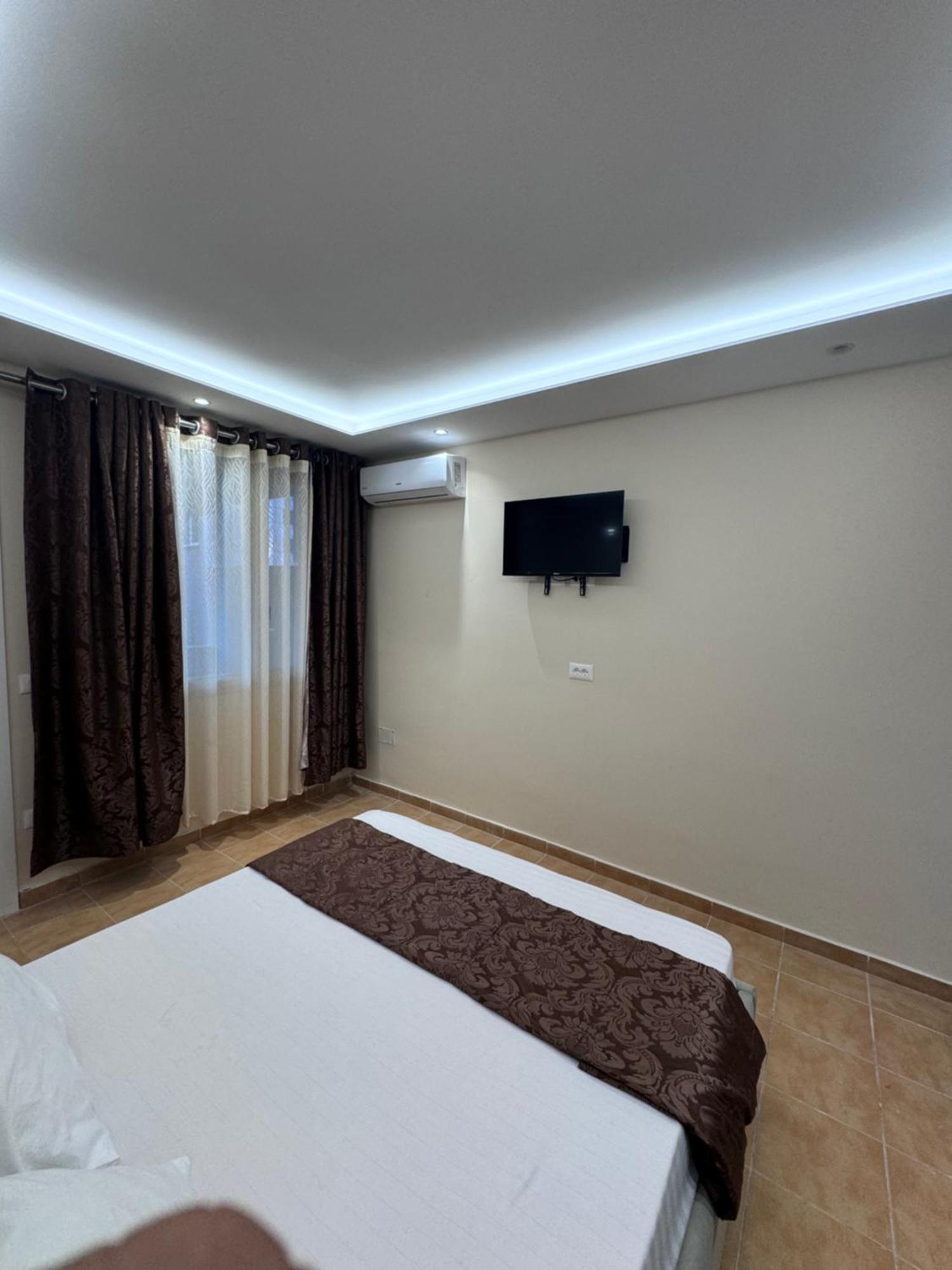 Vila Cano Hotel Durrës Exterior foto